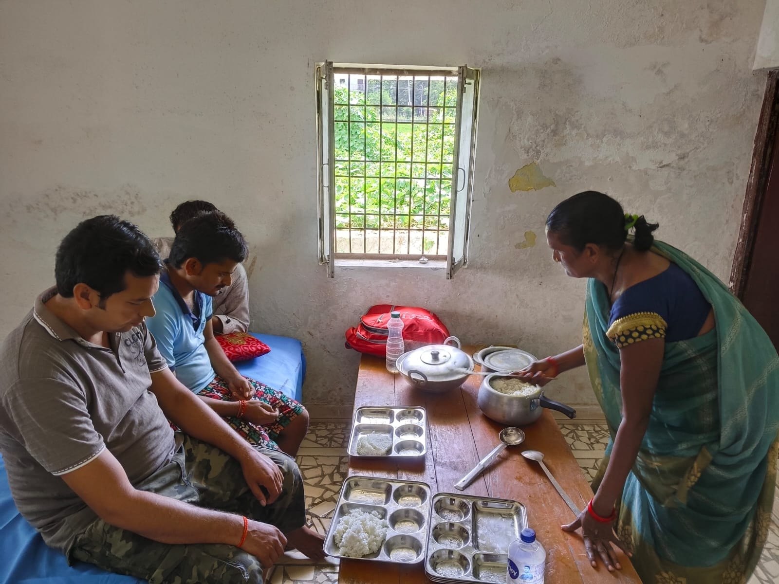 Dining & Nutrition